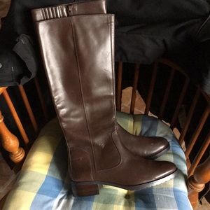 Donald j pliner women boots brown nwot